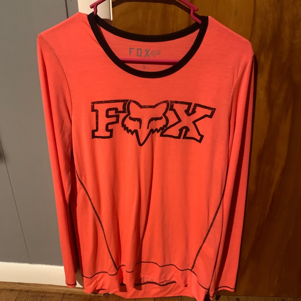 Fox racing long sleeve tee.